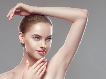 woman armpit whitening cream